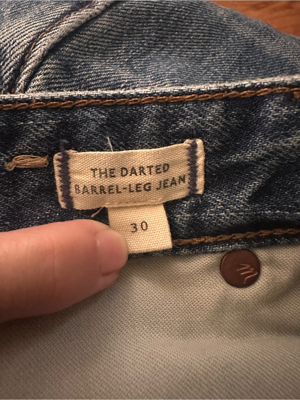Madewell Dark Blue The Darted Barrel Leg Jeans size 30 baggy - Picture 7 of 7